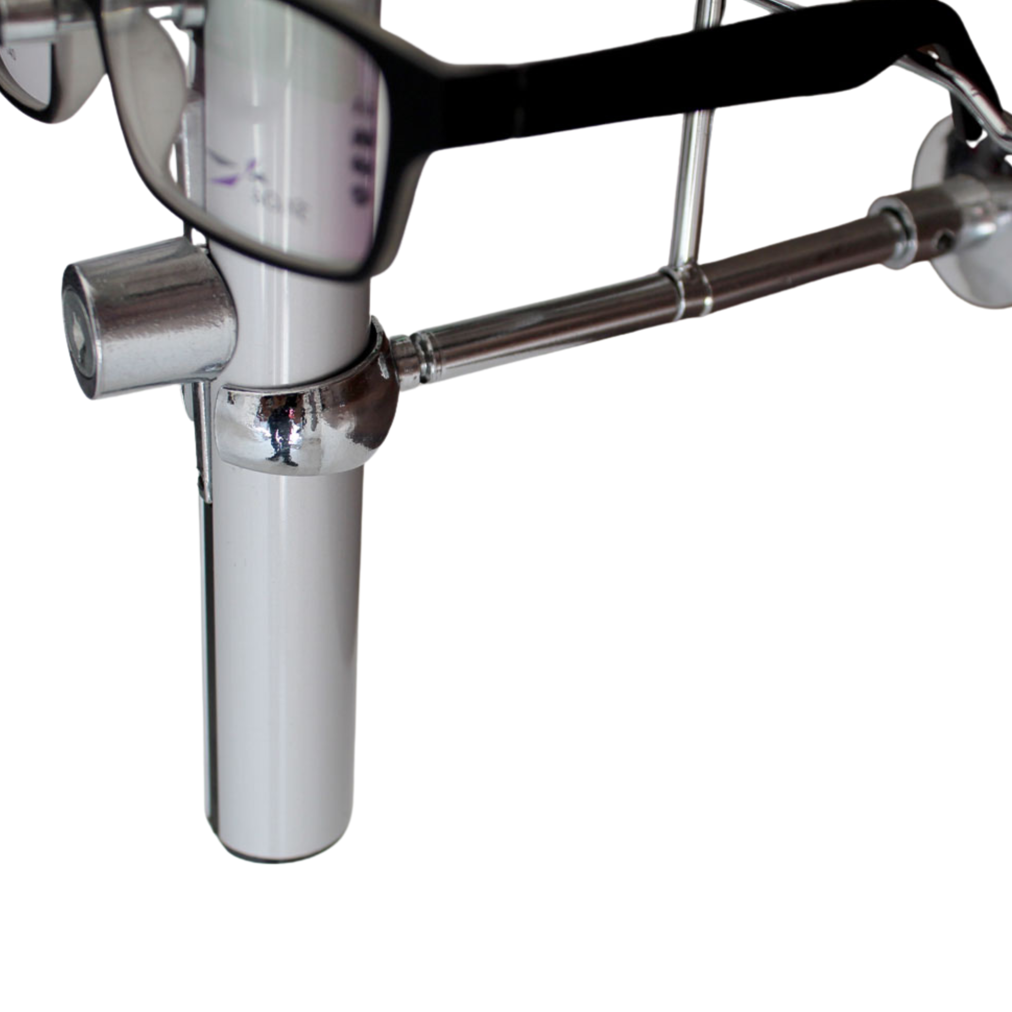 Exhibidor de Pared 16L Aluminio 136WS16